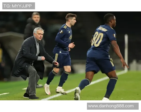 迈尼昂：从青涩门将到足球场上的璀璨明星之路