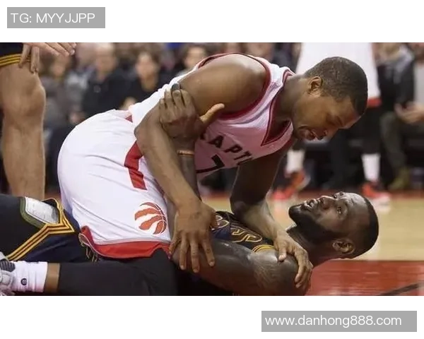 雄鹿与猛龙季后赛精彩对决录像回放分析与精彩瞬间回顾