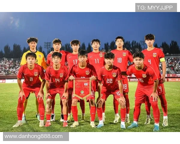 中国女足与男足国青队的较量展现了性别平等与足球发展的新篇章