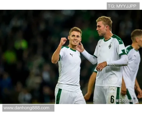 佛罗伦萨与门兴对决精彩纷呈谁能在欧战中笑到最后 佛罗伦萨与门兴对决精彩纷呈谁能在欧战中笑到最后