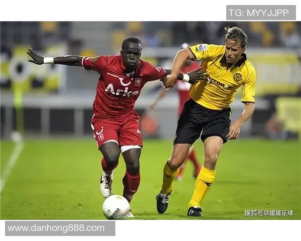 克劳利队与斯蒂文尼奇队激战正酣谁能在这场较量中脱颖而出