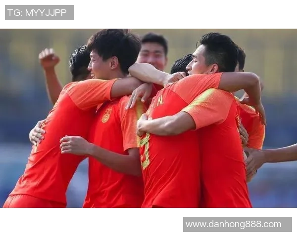 恒大与重庆精彩对决回放分析及比赛亮点总结