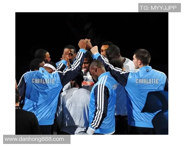 热火与山猫激战四月二十一日球迷期待精彩对决与绝佳表现