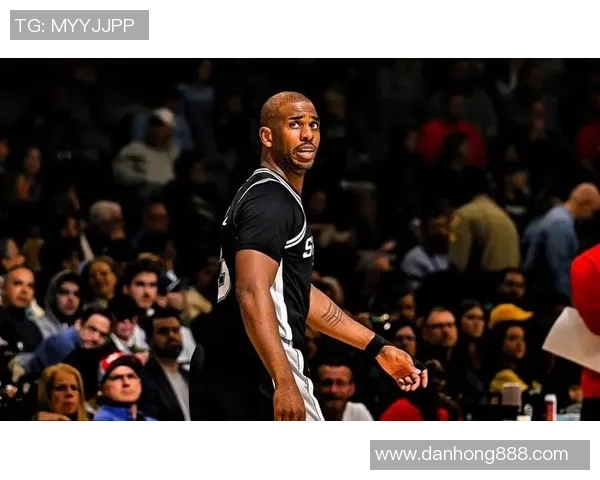 克里斯保罗：从篮球天才到传奇控卫的辉煌旅程