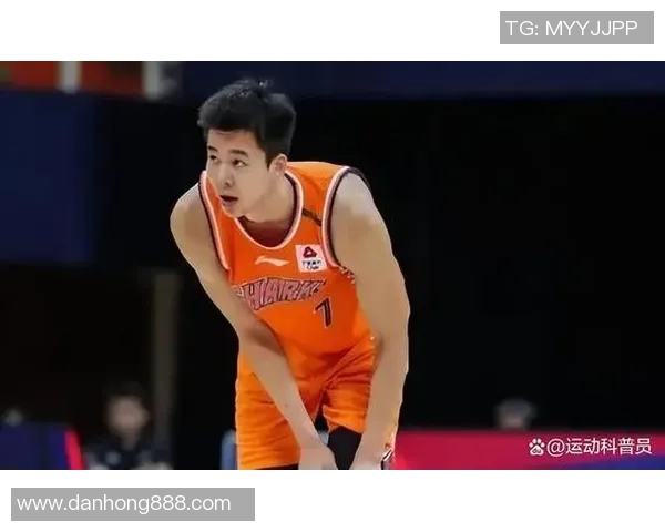郭昊文：从青涩少年到篮球新星的成长之路与未来展望